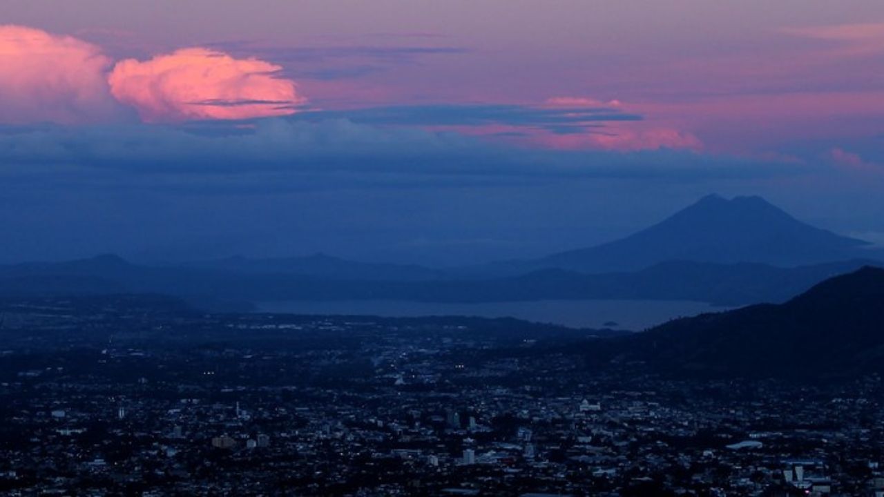 9 Amazing Facts About El Salvador