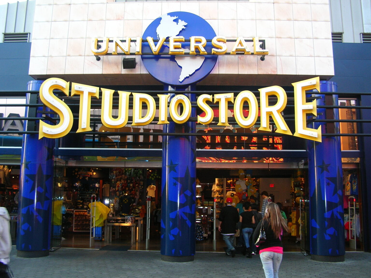Universal Studio Store Universal CityWalk Hollywood 2 1536x1149 