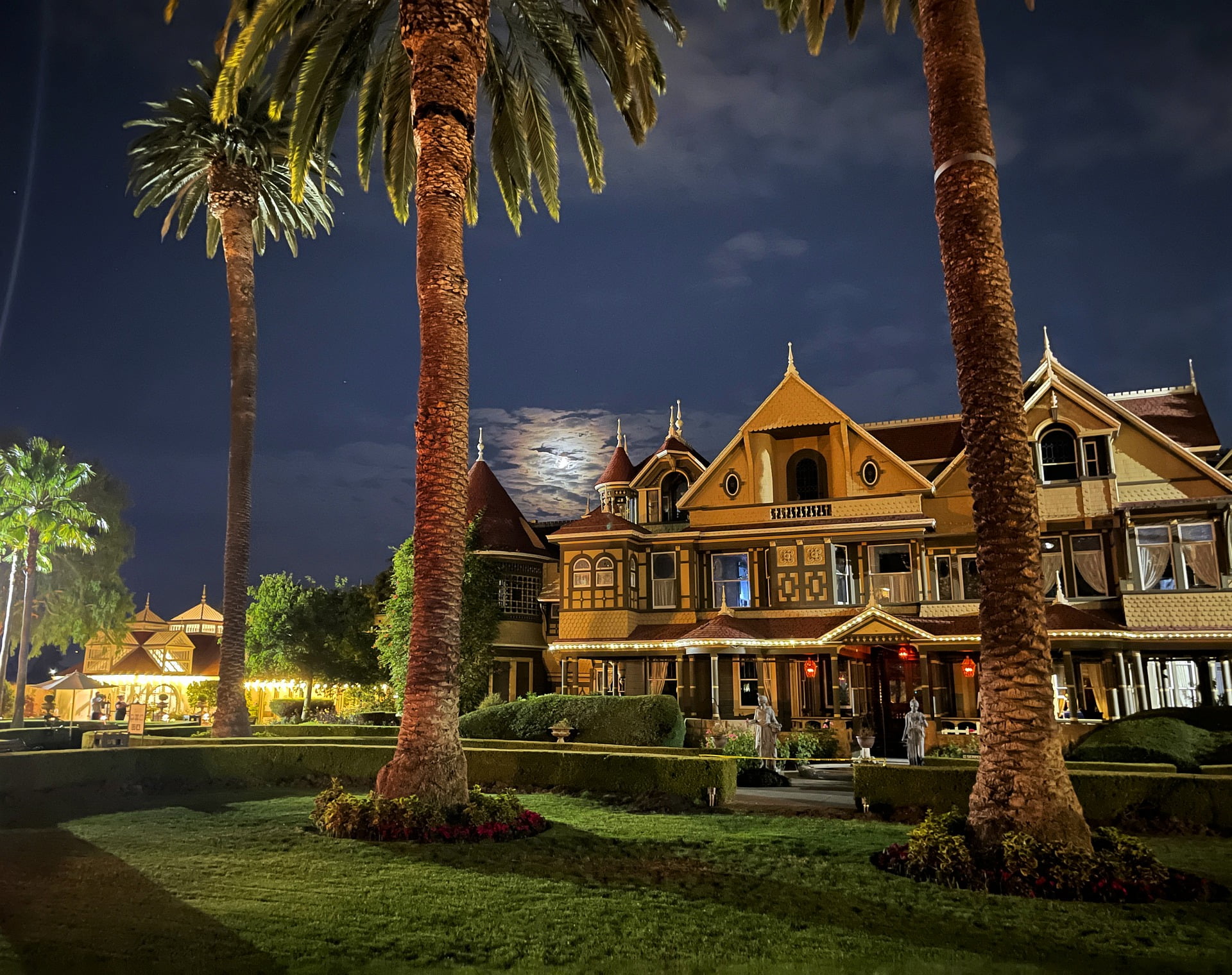 Why Is The Winchester House A Mystery?
